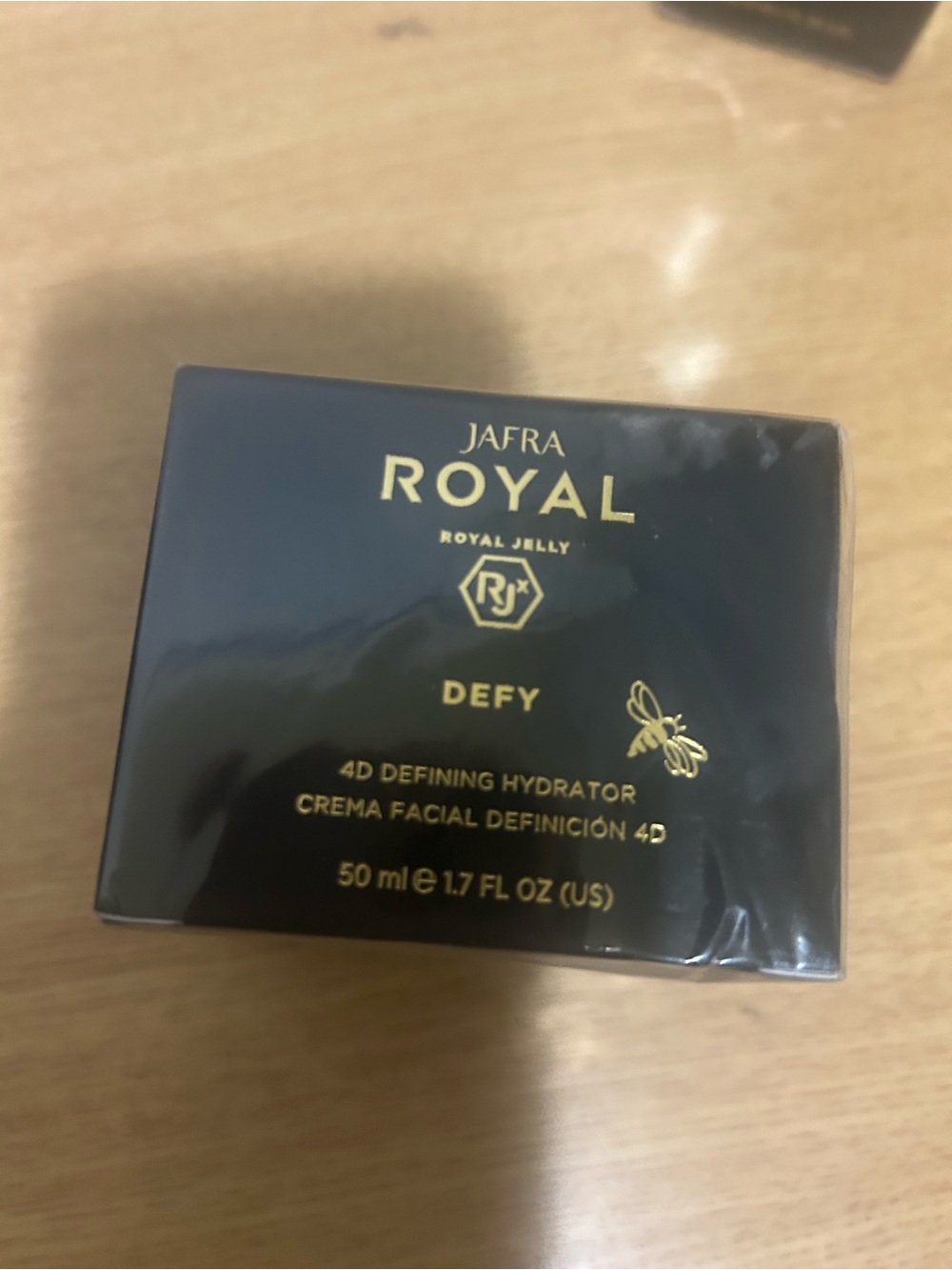JAFRA Royal Defy Moisturizer - Navy and Gold